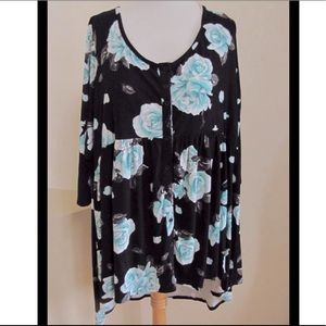 Torrid black floral quarter sleeve shirt